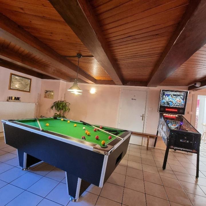 Gite Eglantine 2 A 6 Personnes Avec Spa Et Salle De Jeux Dans La Residence Ventron Buitenkant foto
