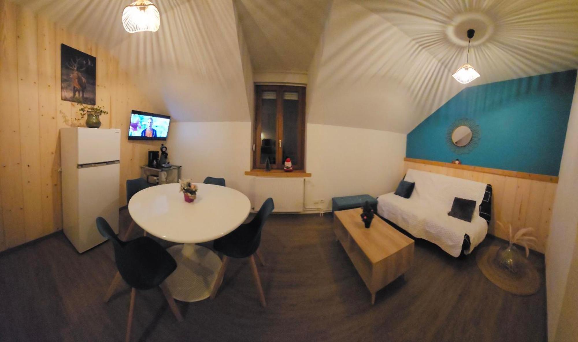 Gite Eglantine 2 A 6 Personnes Avec Spa Et Salle De Jeux Dans La Residence Ventron Buitenkant foto