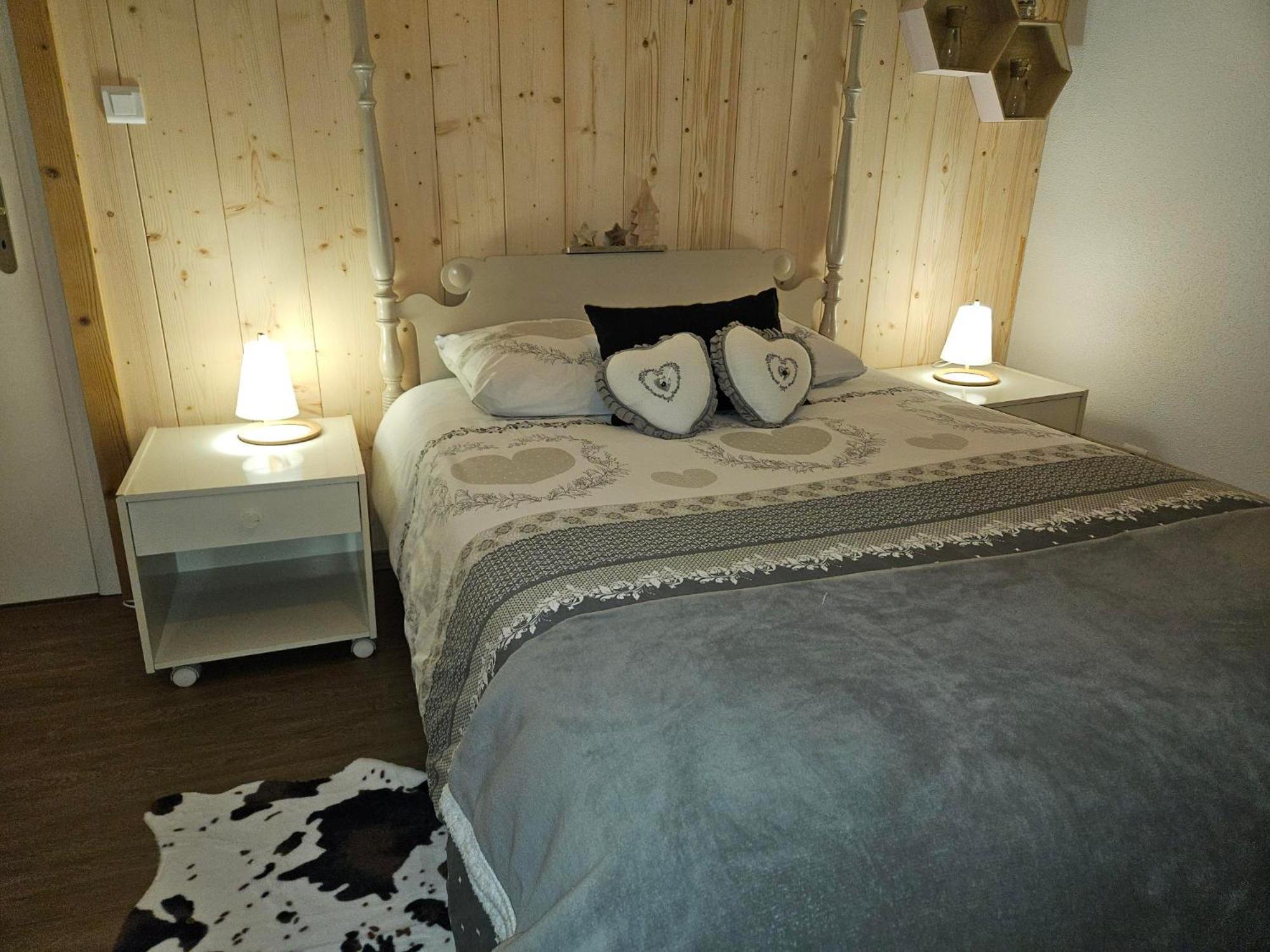 Gite Eglantine 2 A 6 Personnes Avec Spa Et Salle De Jeux Dans La Residence Ventron Buitenkant foto